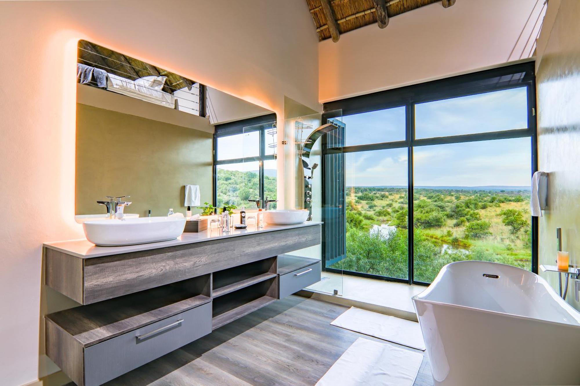 Cliffhanger Lodge Mabula Game Reserve Extérieur photo
