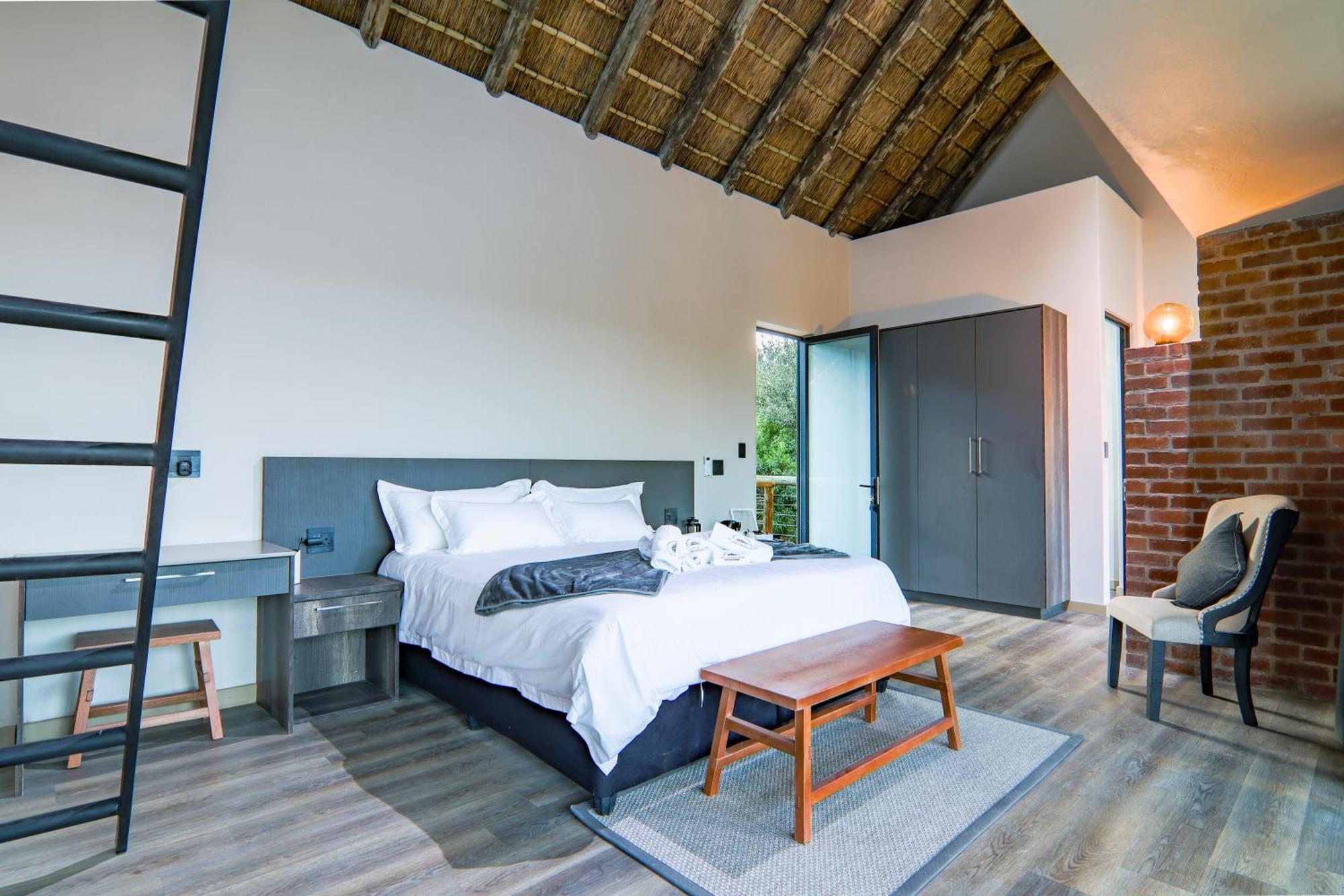 Cliffhanger Lodge Mabula Game Reserve Extérieur photo